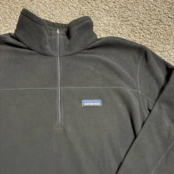 Patagonia Black Quarter-Zip Fleece - Picture 2 of 7